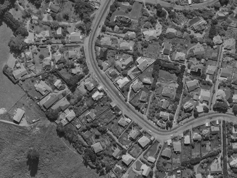 75 Hackthorne Road from the air, 1970-1974
