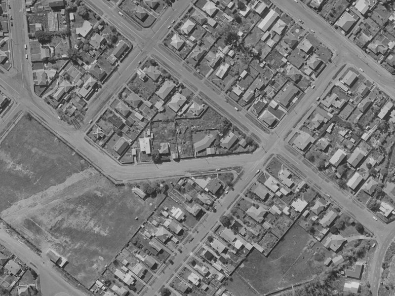 17 Duncan Street from the air, 1970-1974