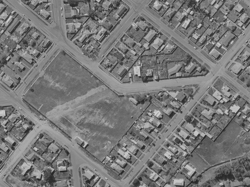 11 Duncan Street from the air, 1970-1974
