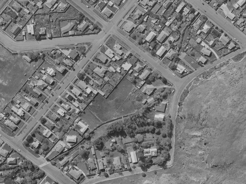 60 Arnold Street from the air, 1970-1974