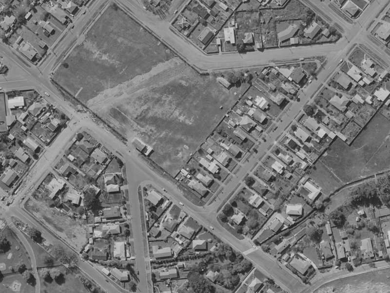 28 Clark Street from the air, 1970-1974