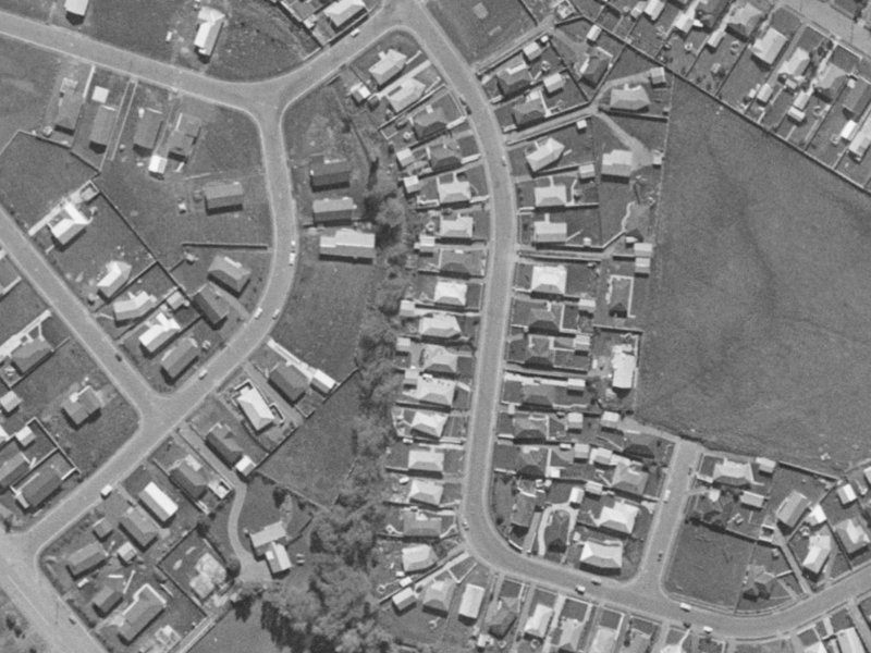 109 Wales Street from the air, 1970-1974
