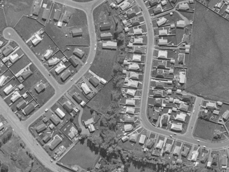 16A Oldham Crescent from the air, 1970-1974