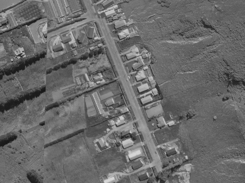 107-109 Bowenvale Avenue from the air, 1970-1974