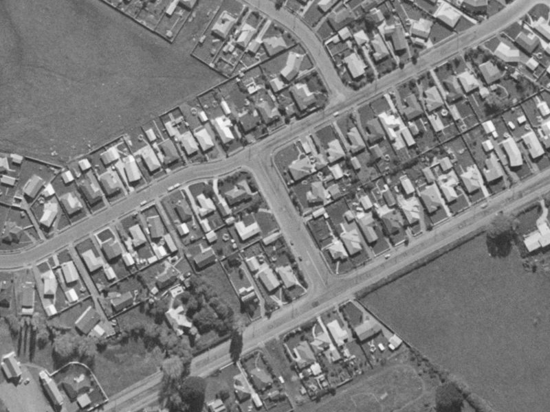 Oakridge Street from the air, 1970-1974