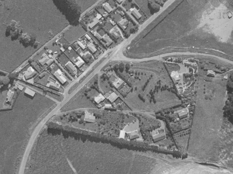 413 Cashmere Road from the air, 1970-1974