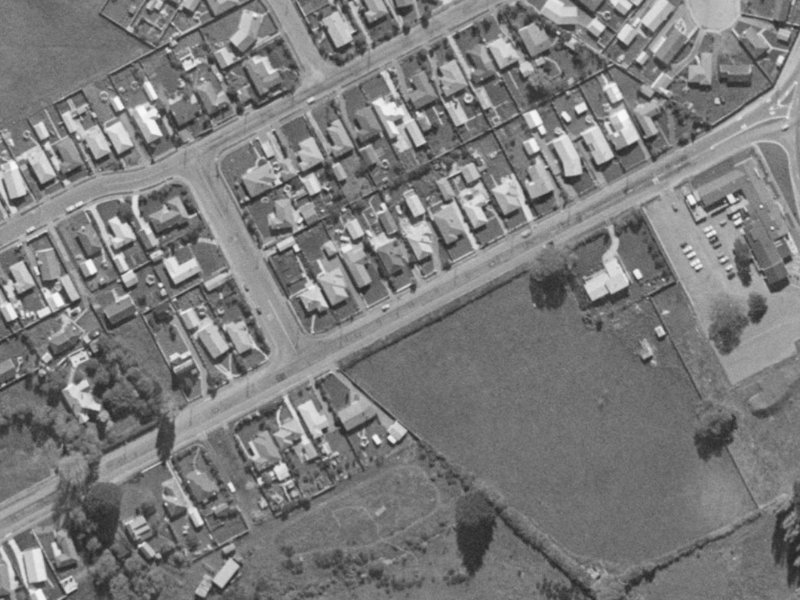 24 Nicholls Road from the air, 1970-1974