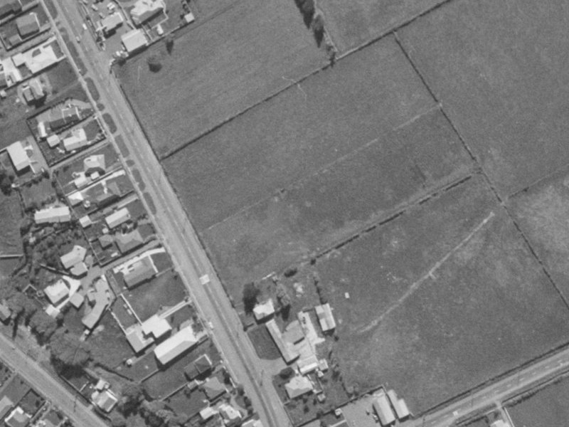 137-139 William Brittan Avenue from the air, 1970-1974