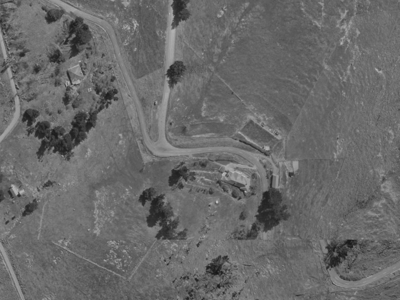 422–450 Summit Road from the air, 1970-1974