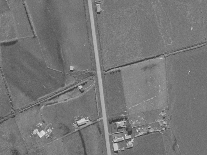 89 Sutherlands Road from the air, 1970-1974