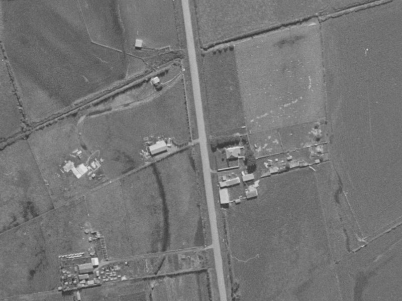 85 Sutherlands Road from the air, 1970-1974
