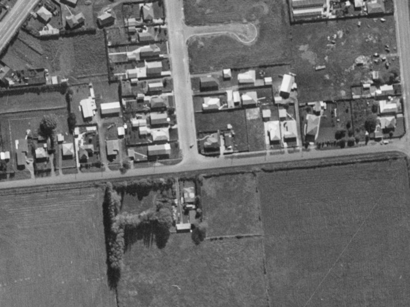 35 Larsens Road from the air, 1970-1974