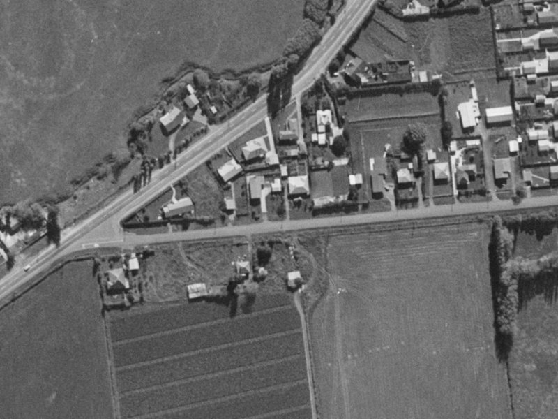 5 Glovers Road from the air, 1970-1974