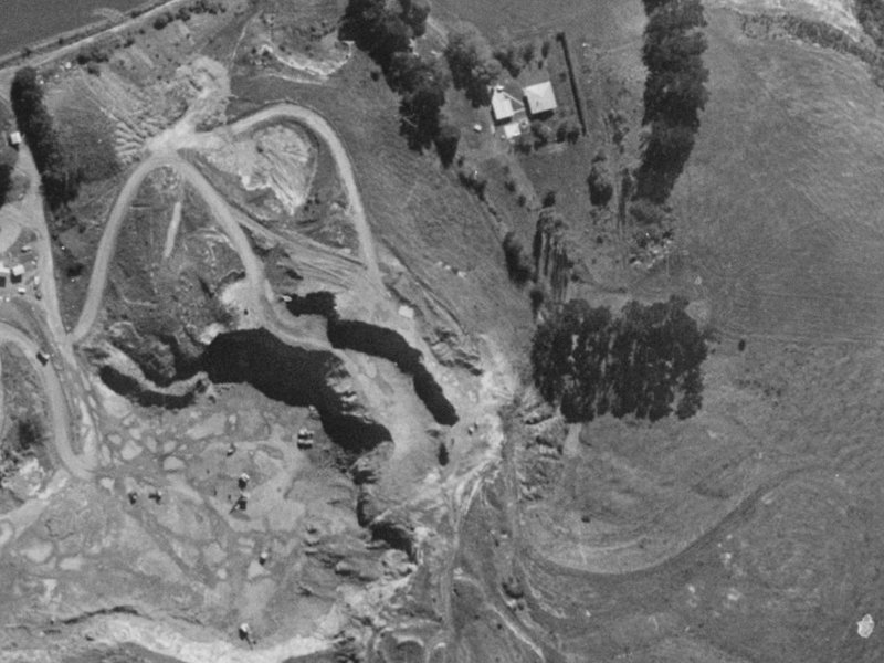 9HXJ+WC Christchurch from the air, 1970-1974