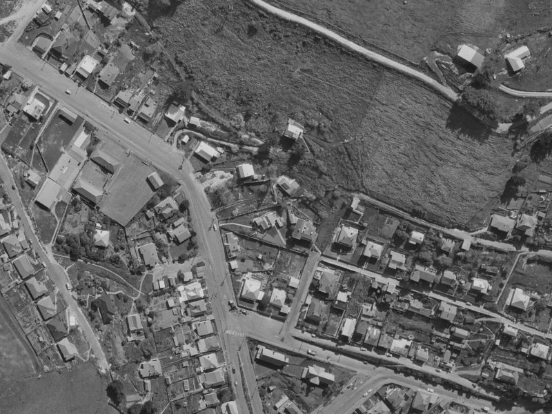 24A Voelas Road from the air, 1970-1974