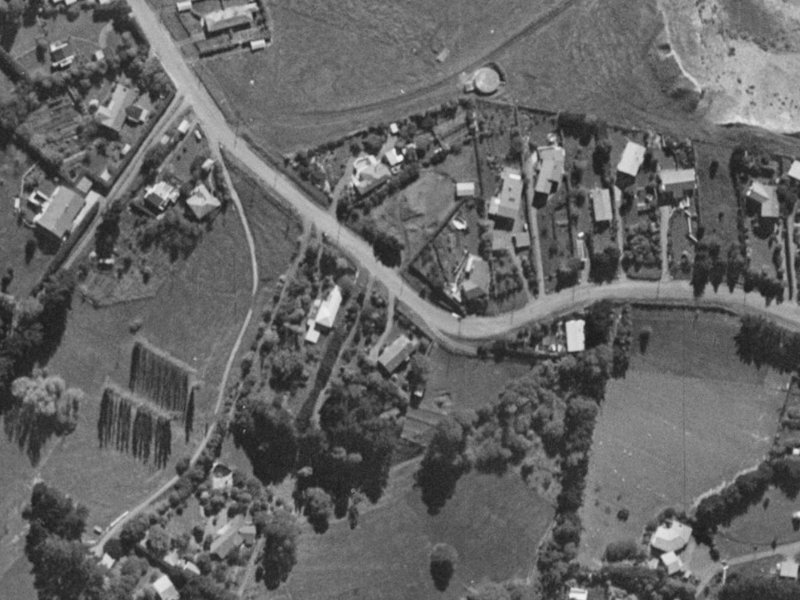 246 Kennedys Bush Road from the air, 1970-1974