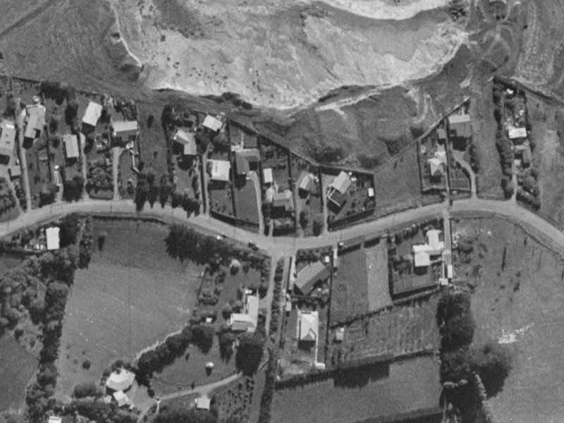 265 Kennedys Bush Road from the air, 1970-1974