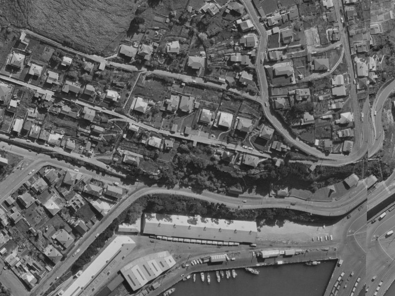 7 Cunningham Terrace from the air, 1970-1974
