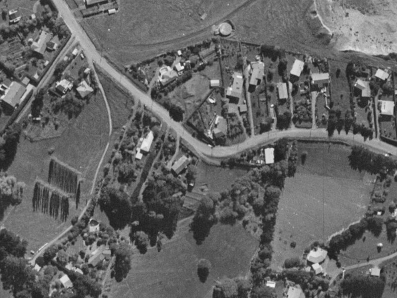 252A Kennedys Bush Road from the air, 1970-1974