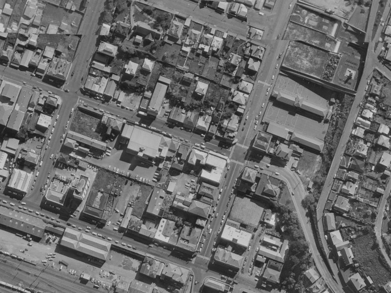 9-11 London Street from the air, 1970-1974