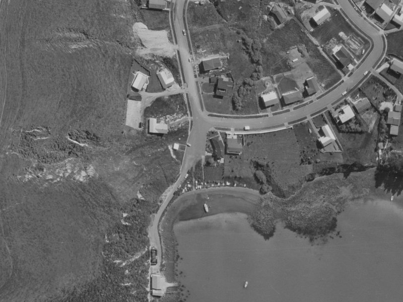 48–50 Bayview Place from the air, 1970-1974
