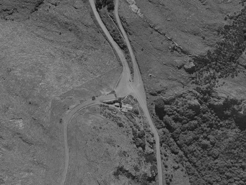 1813–1843 Summit Road from the air, 1970-1974