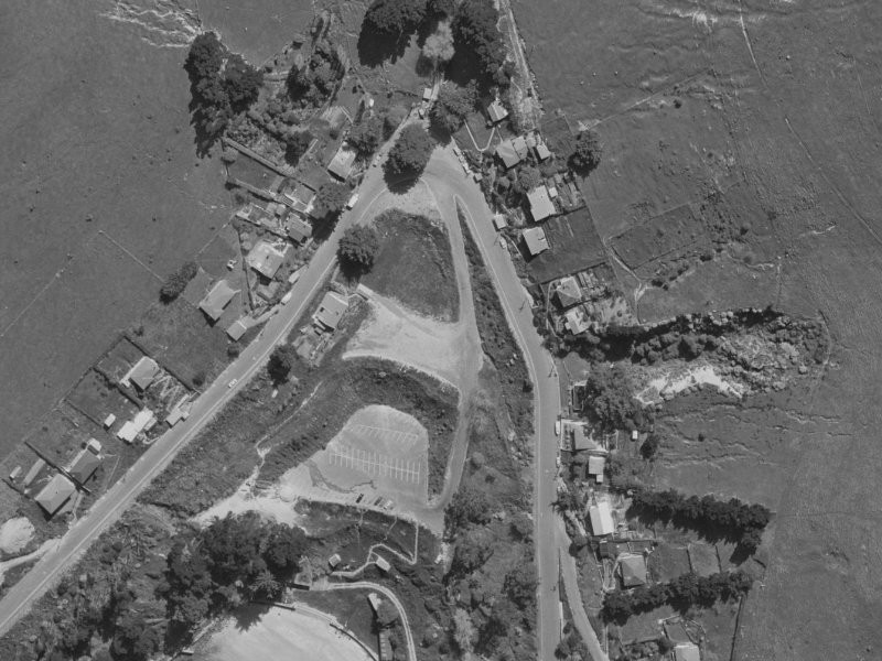 34–44 Park Terrace from the air, 1970-1974