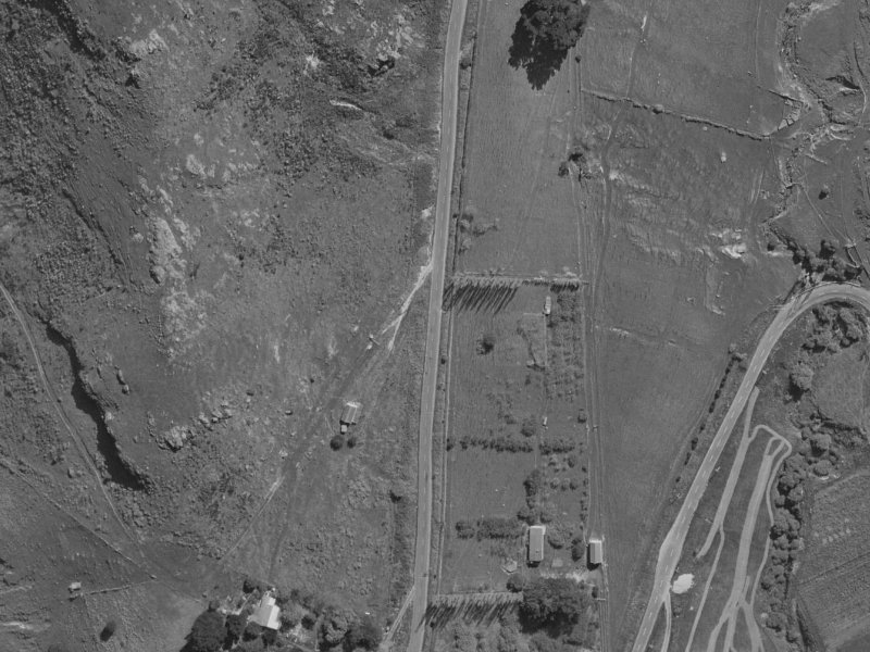 1051B 1051B from the air, 1970-1974