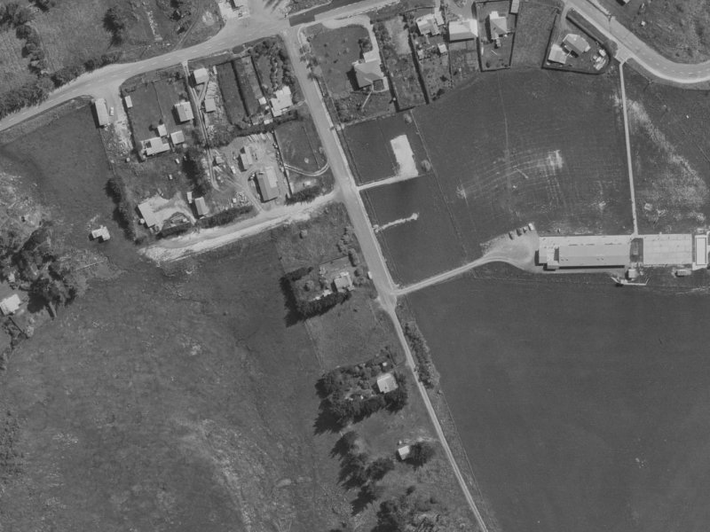 8 Hunters Road from the air, 1970-1974