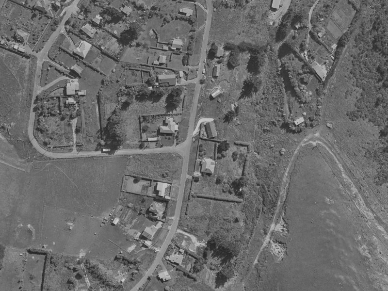 76 Waipapa Avenue from the air, 1970-1974