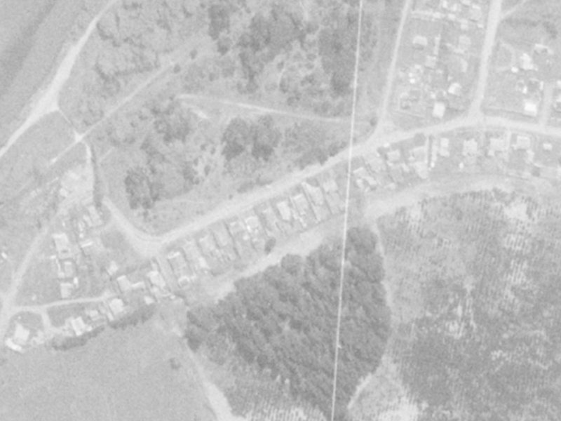 77 Riverlea Estate Drive from the air, 1975-1979
