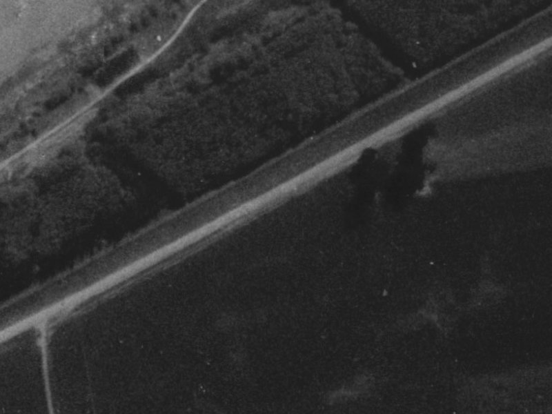 93–171 Coutts Island Road from the air, 1975-1979