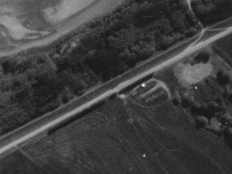 173–181 Coutts Island Road from the air, 1975-1979
