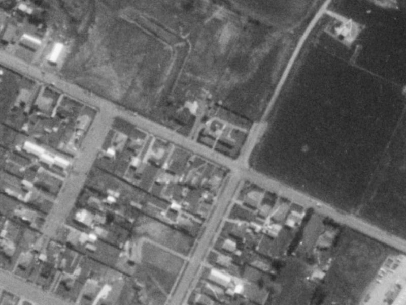 32 Factory Road from the air, 1975-1979