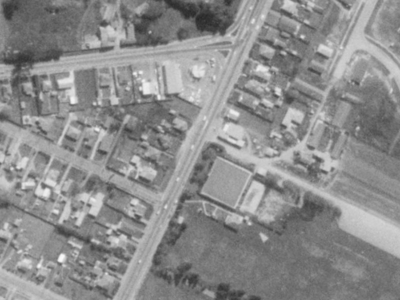 714 Main North Road from the air, 1975-1979