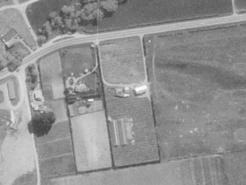 Brookwater Avenue from the air, 1975-1979