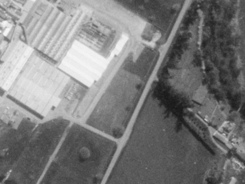 33 Blakes Road from the air, 1975-1979