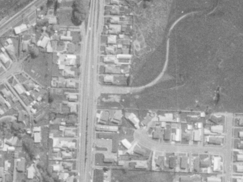 4 Lowry Avenue from the air, 1975-1979