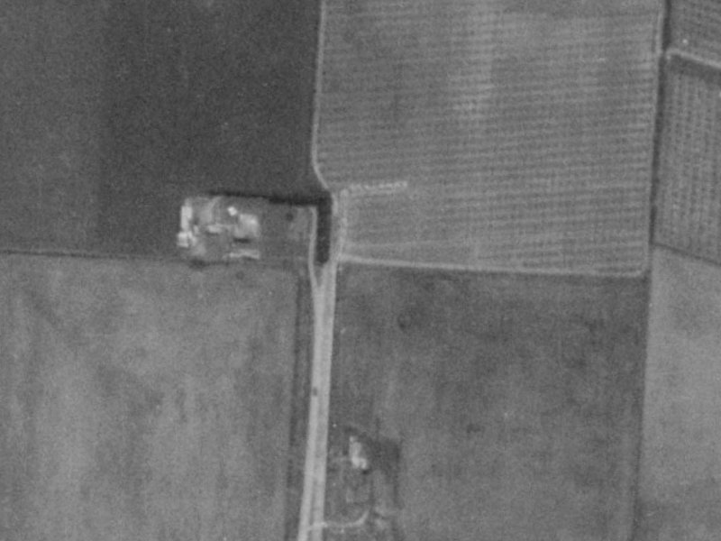 31 Mills Road from the air, 1975-1979