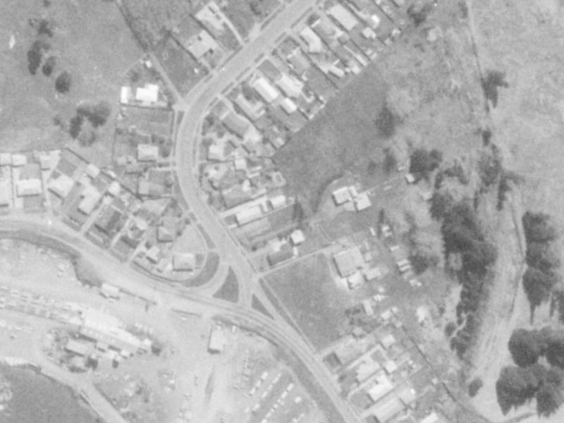 5 Len Hale Place from the air, 1975-1979