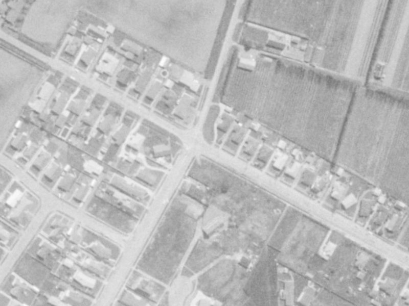 65 Claridges Road from the air, 1975-1979