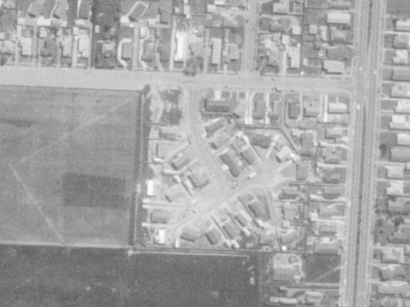 7 Saunders Place from the air, 1975-1979