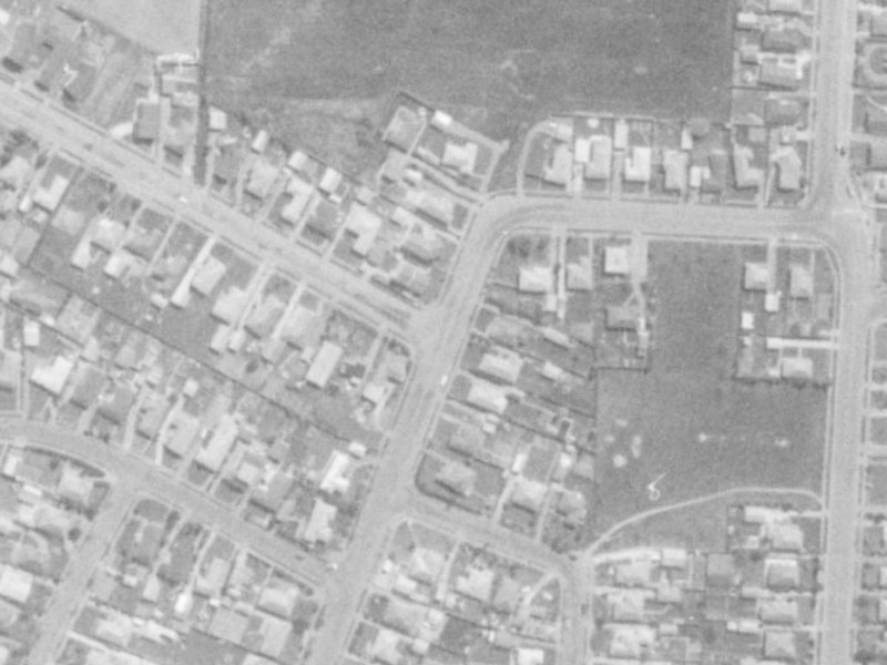 54 Grampian Street from the air, 1975-1979