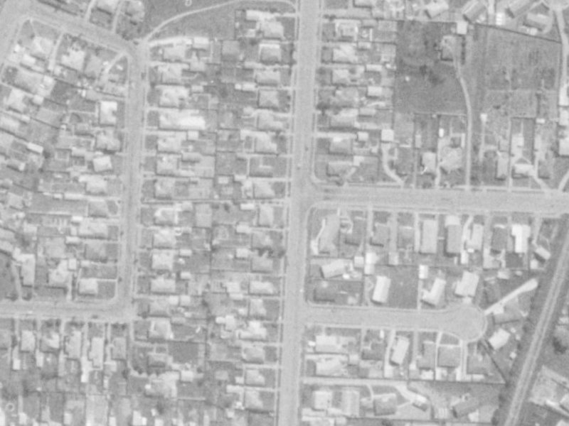 61 Cavendish Road from the air, 1975-1979
