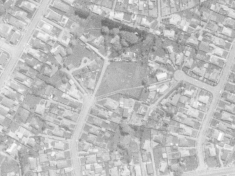 28 Larch Place from the air, 1975-1979
