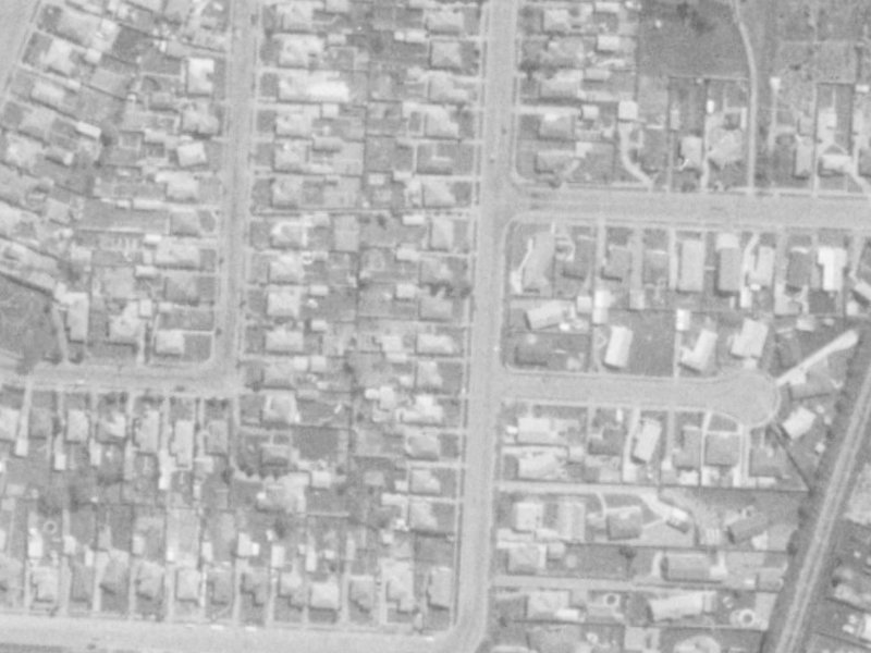 55 Cavendish Road from the air, 1975-1979