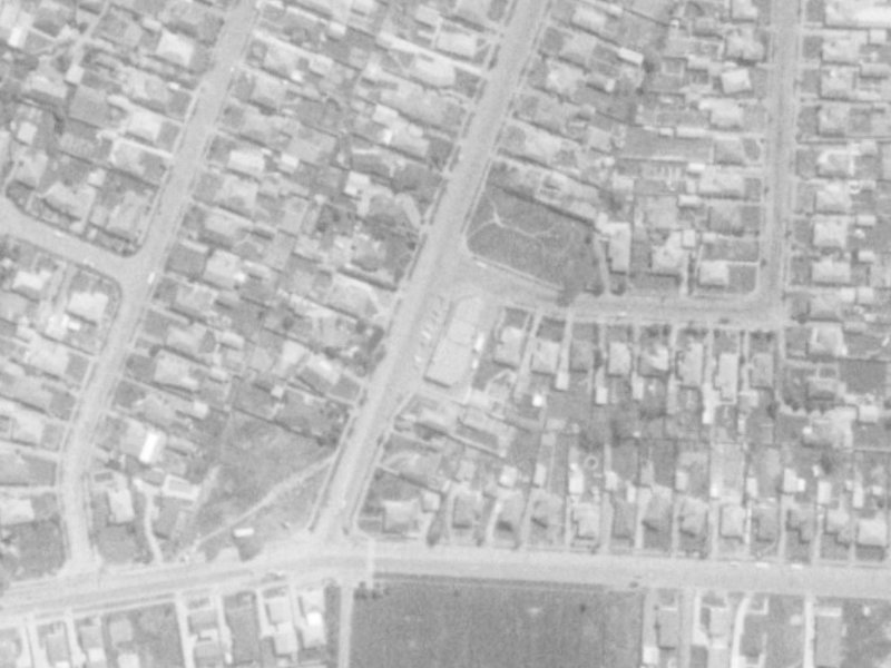 16 Grampian Street from the air, 1975-1979