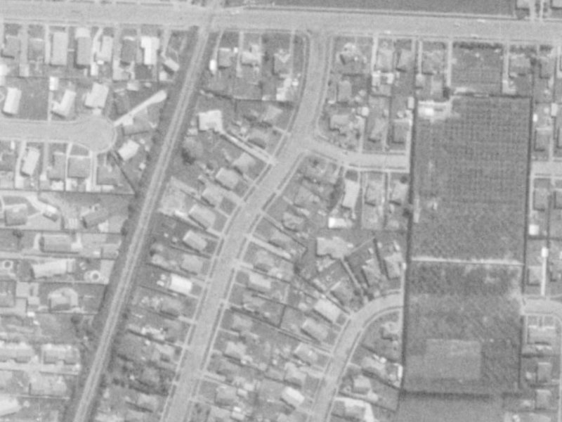 42 Uxbridge Street from the air, 1975-1979