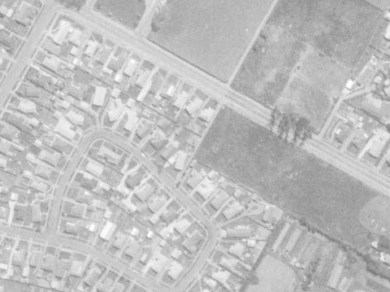 22 Wychwood Crescent from the air, 1975-1979