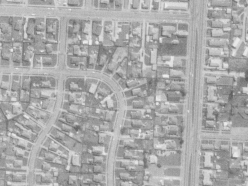 52 Lambeth Crescent from the air, 1975-1979